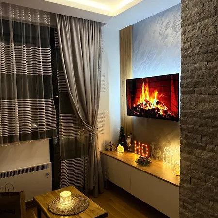 Diamond Grey Titova 즐라티보