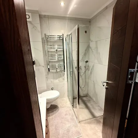 아파트 Diamond Grey Titova