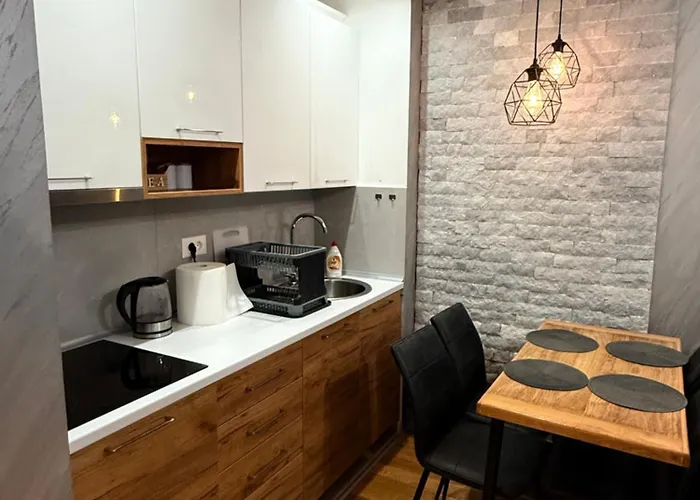 Diamond Grey Titova 兹拉蒂博尔