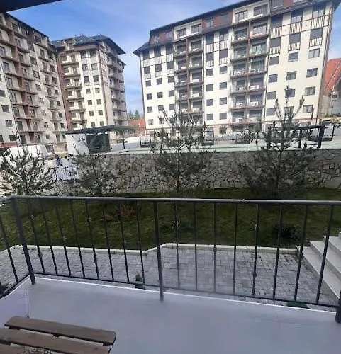 Diamond Grey Titova 兹拉蒂博尔