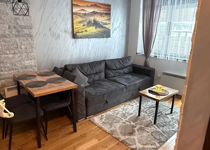 Diamond Grey Titova 兹拉蒂博尔